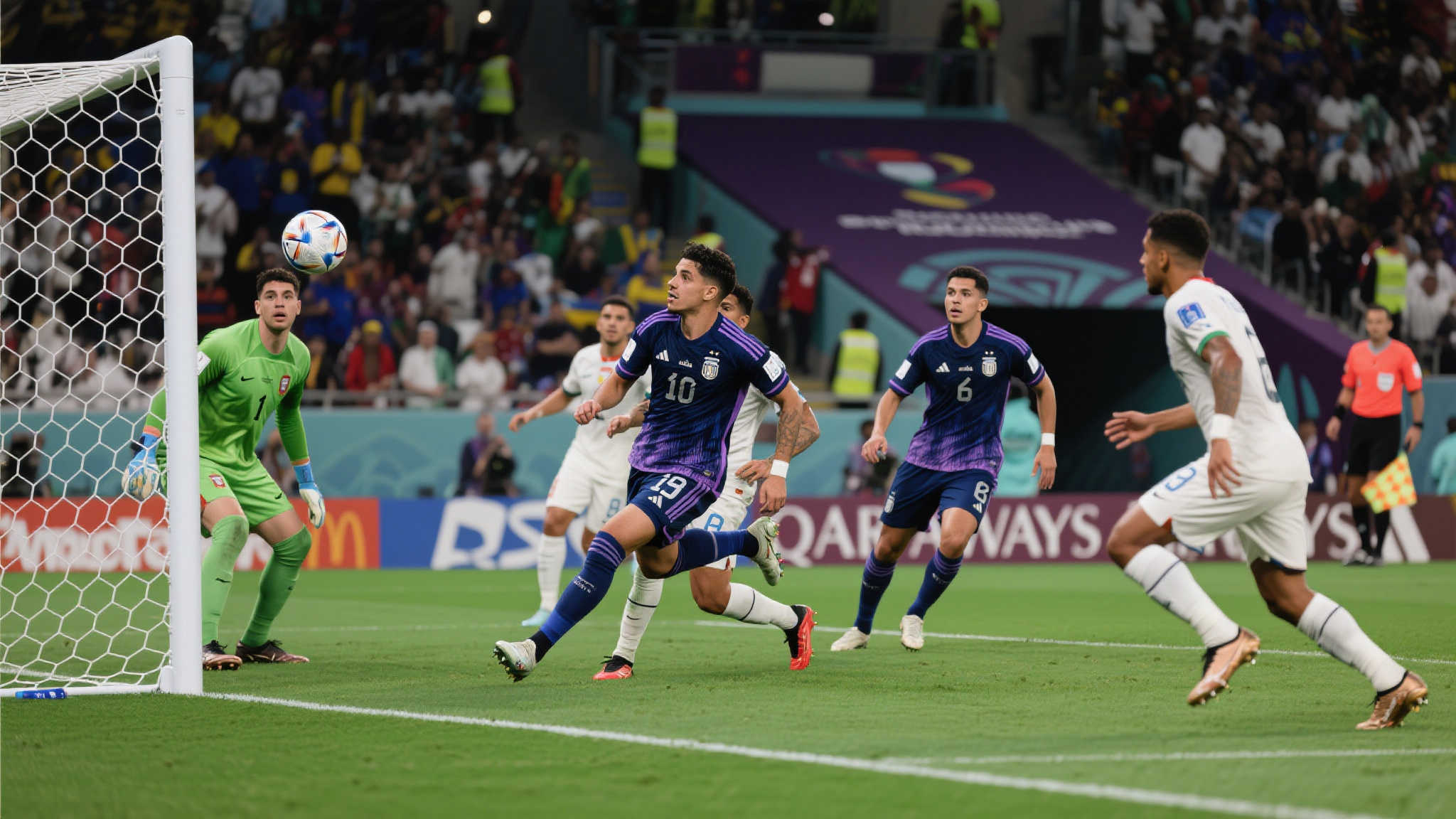 韩国球星闪耀赛场,4-0大胜燃爆8万球迷激情!阿根 从开局哨声吹响到终幕落下,此役代表南美赛区出战的一