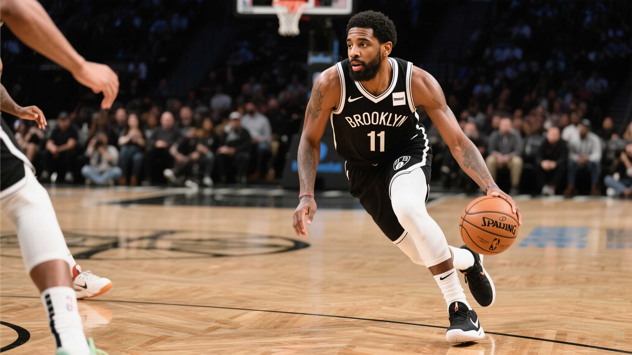 科纳特:对斯洛特无额外要求的自信解读 从控后防到推进进攻,我们看到科纳特点明自身能力能够